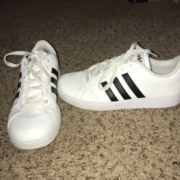 Adidas - Picture 3 of 3